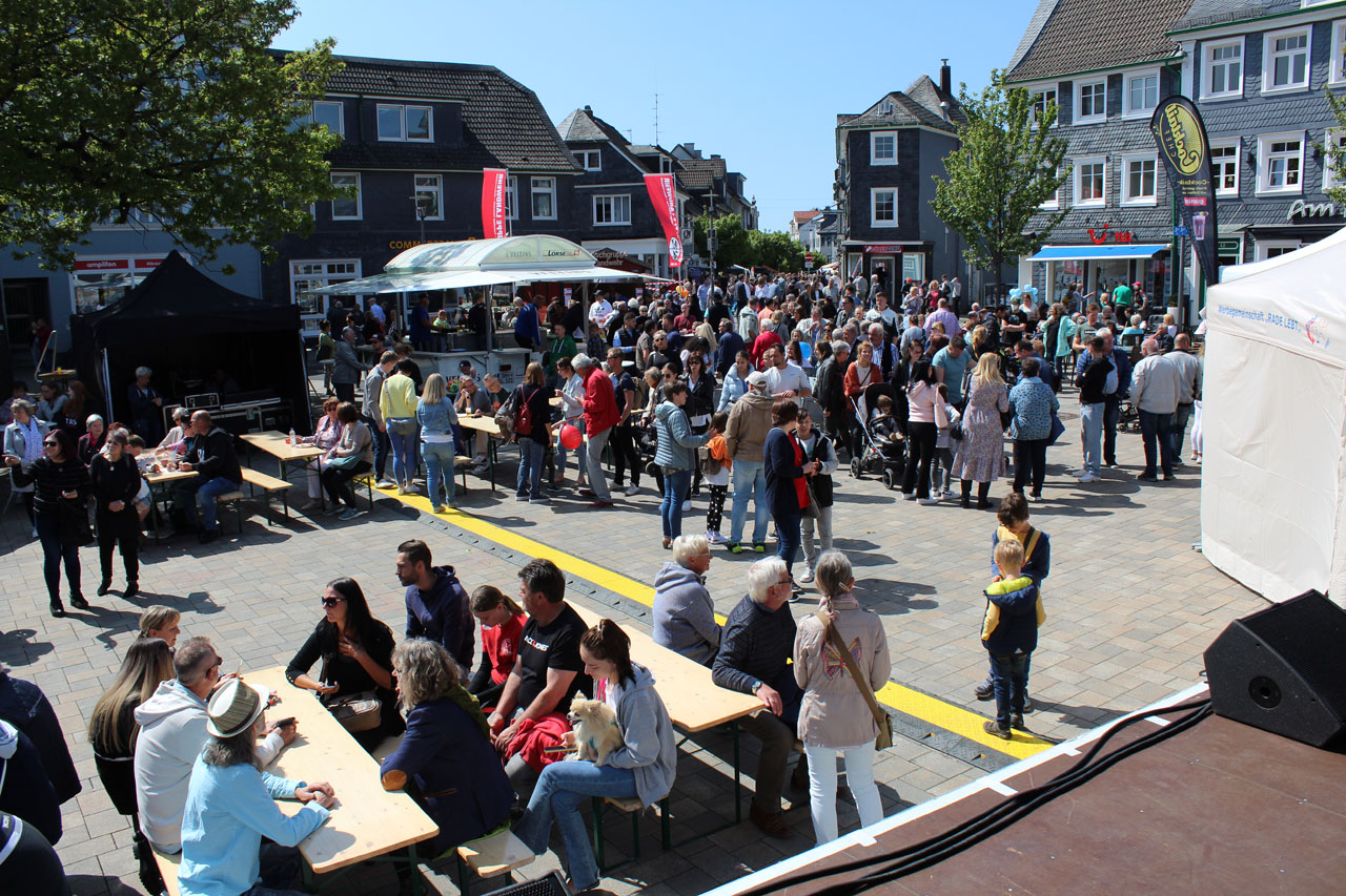 Stadtfest 2022, allgemein. von der Bühne, Zuschauer,